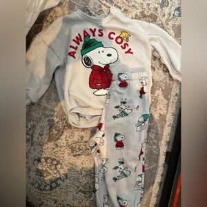 Peanuts Snoopy Baby Outfit in Gray